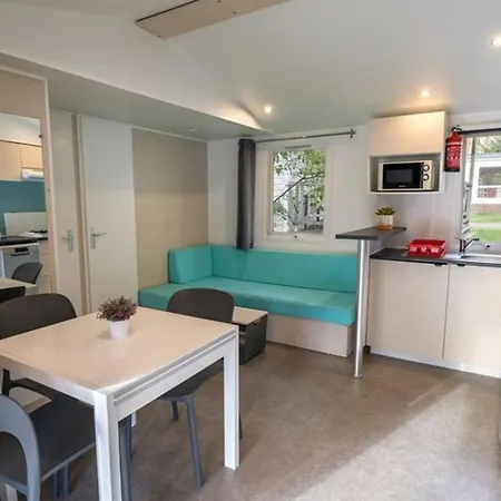 Mobil Avec Terrasse Au à Granges-aumontzey - Api-1-52-299 Barbey-Seroux