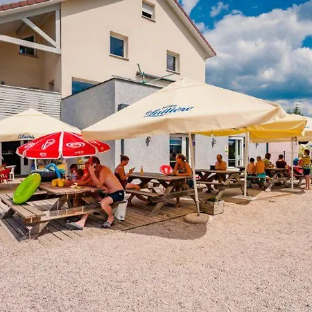 Mobil Avec Terrasse Au à Granges-aumontzey - Api-1-52-299 Camping Barbey-Seroux