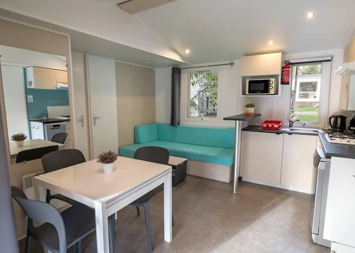 Mobil Avec Terrasse Au A Granges-aumontzey - Api-1-52-299 Granges-Aumontzey